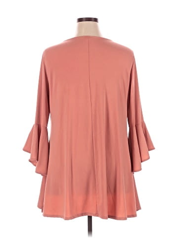 Zenana Outfitters 3/4 Sleeve Top (view 2)