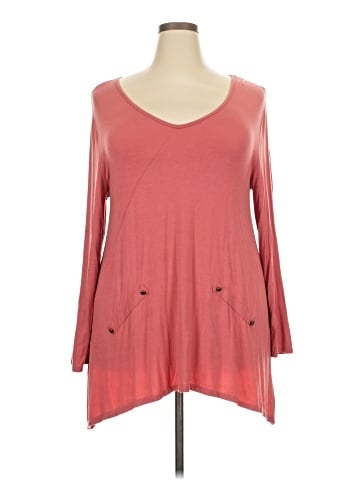 Simply Noelle Long Sleeve Top (view 1)