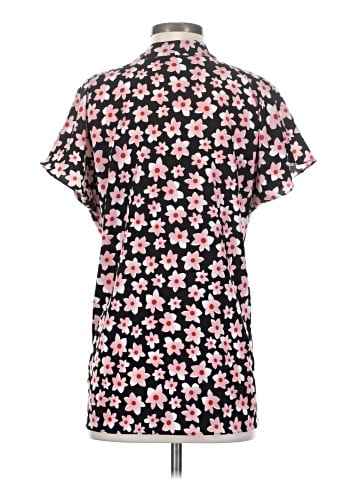 CAbi Short Sleeve Blouse (view 2)