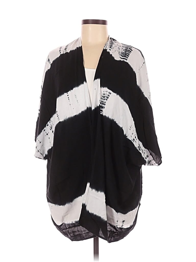 Pre-owned Haute Society Kimono In Black