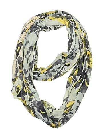Francesca's Scarf (view 1)