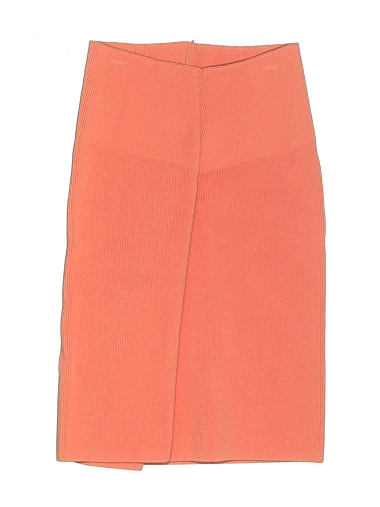 Pre-owned Le Ore Shorts In Orange