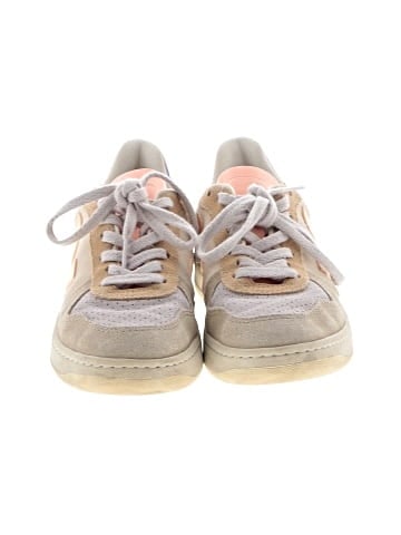 VEJA Sneakers (view 2)