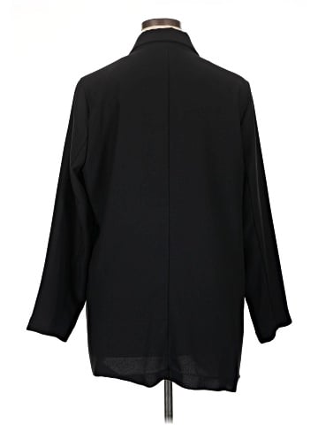 Elizabeth and James Blazer (view 2)