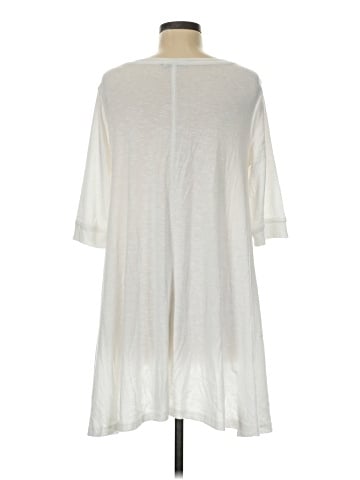 Amaryllis 3/4 Sleeve Top (view 2)