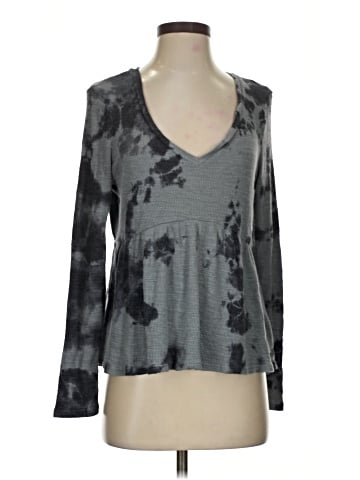 t.la Long Sleeve Top (view 1)