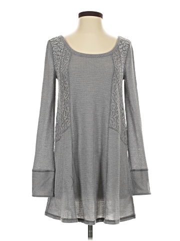 E by Eloise Long Sleeve T-Shirt (view 1)