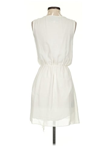 Romeo & Juliet Couture Casual Dress (view 2)