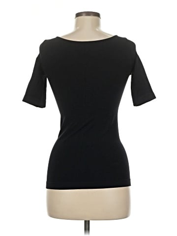 Skinny Tee Short Sleeve T-Shirt (view 2)
