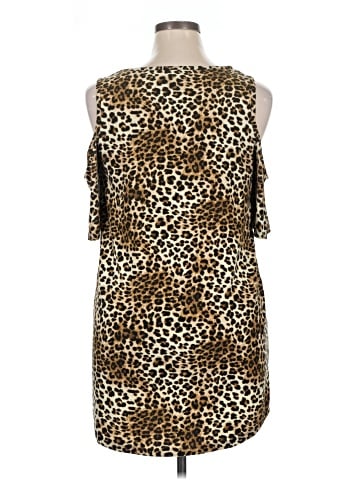 Rouge Casual Dress (view 2)