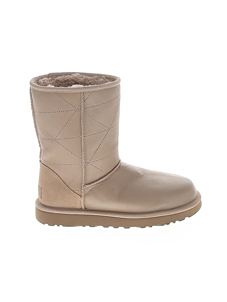 Pre-owned Ugg Boots In Brown