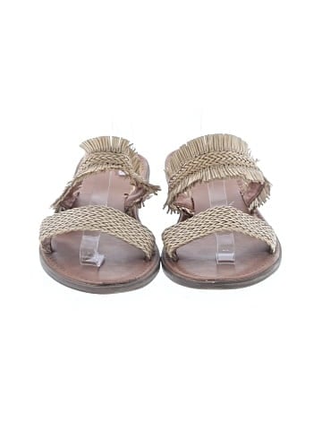 Universal Thread Sandals (view 2)