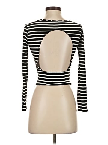 Harlowe & Graham Long Sleeve Turtleneck (view 2)