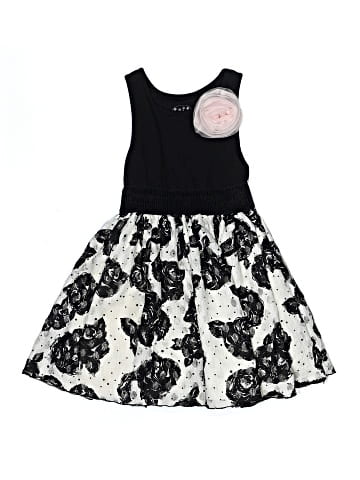 Pippa & Julie Dress (view 1)