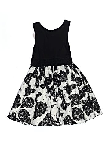 Pippa & Julie Dress (view 2)
