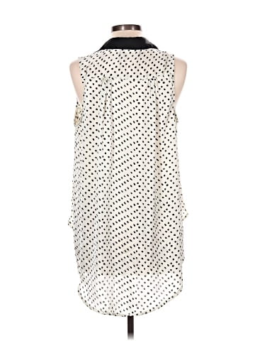 Antilia Femme Sleeveless Blouse (view 2)