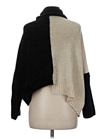 Romeo & Juliet Couture Turtleneck Sweater (view 2)