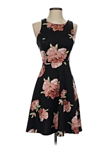 Soprano Casual Dress (view 1)