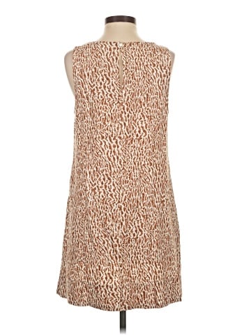 Old Navy Casual Dress (view 2)