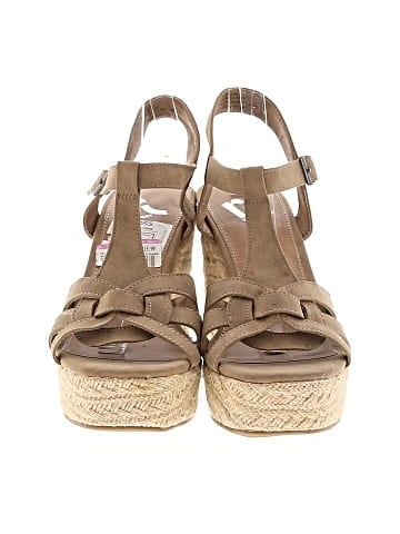 REPORT Wedges (view 2)
