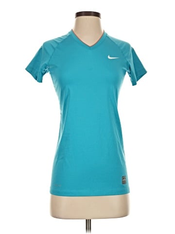 Nike Short Sleeve Top - front
