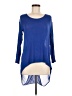 Lily White Blue 3/4 Sleeve Top Size M - photo 1