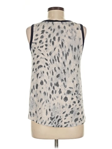 Lovely Melody Sleeveless Blouse (view 2)
