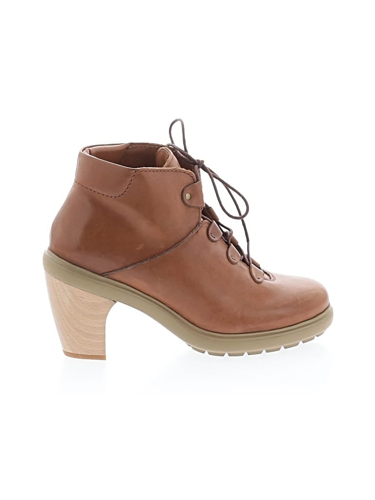 Pre-owned Camper Ankle Boots In Brown