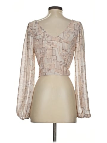 Le Lis Long Sleeve Blouse (view 2)