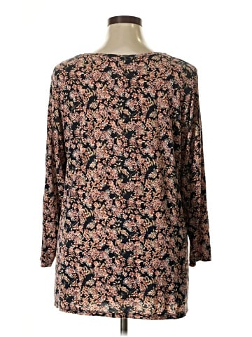 Cameo 3/4 Sleeve T-Shirt (view 2)
