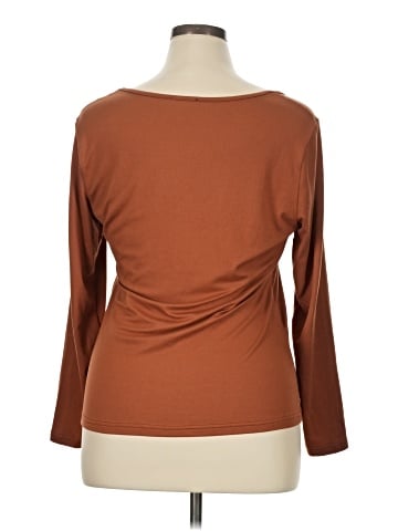 In'Voland 3/4 Sleeve T-Shirt (view 2)