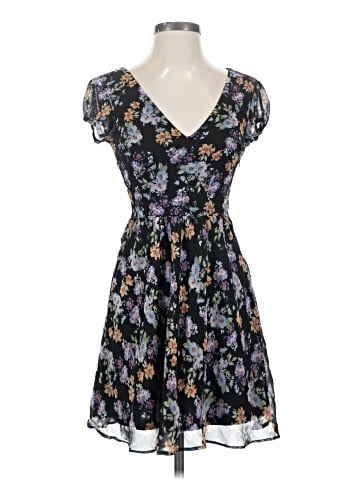 Trafaluc by Zara Casual Dress (view 1)
