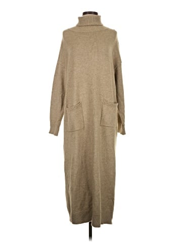Line & Dot Casual Dress (view 1)