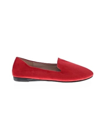 Unbranded Flats (view 1)