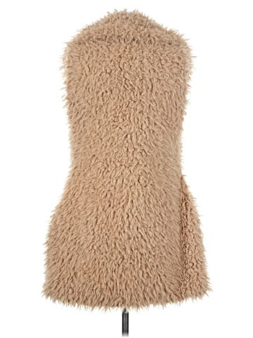 Me Jane Faux Fur Vest (view 2)