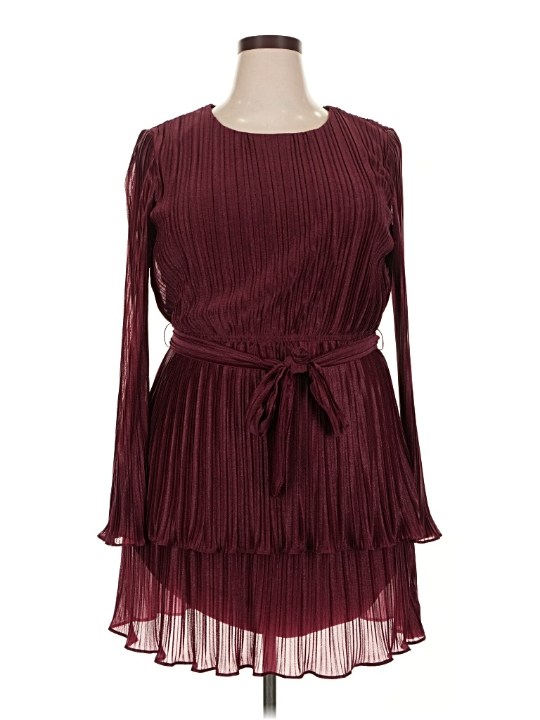 Pre-owned City Studio Cocktail Dress In Burgundy