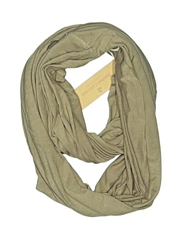 Studio Ko Scarf (view 1)