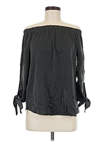 Le Lis 3/4 Sleeve Blouse (view 1)
