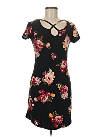 Forever 21 Casual Dress (view 1)