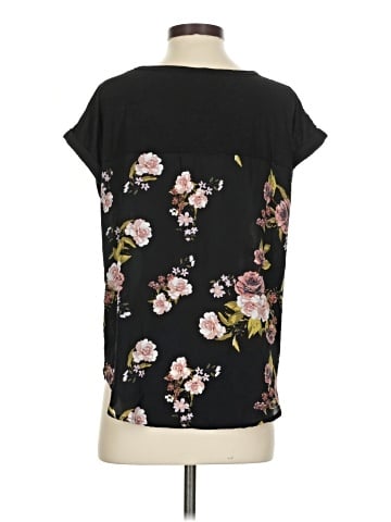 Xhilaration Short Sleeve T-Shirt (view 2)