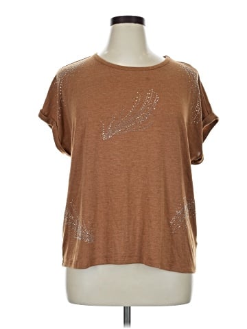 Love Scarlett Short Sleeve T-Shirt (view 1)