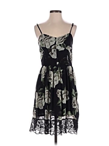 Line & Dot Casual Dress (view 1)