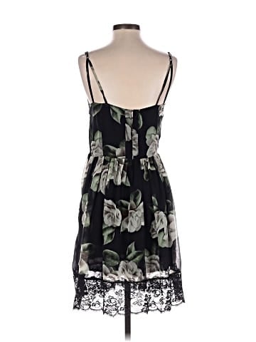 Line & Dot Casual Dress (view 2)