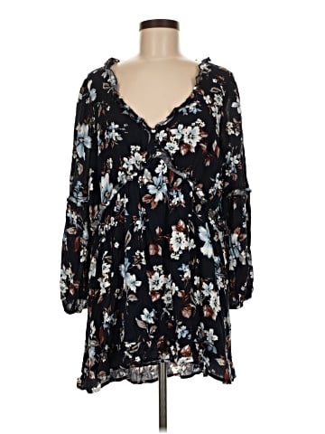 Lulus 3/4 Sleeve Blouse (view 1)