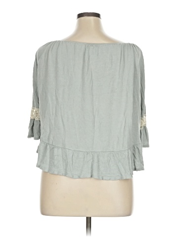 Eyeshadow 3/4 Sleeve T-Shirt (view 2)