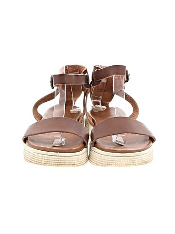 Mia Sandals (view 2)