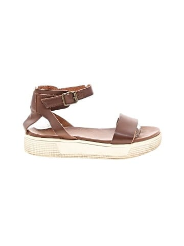 Mia Sandals (view 1)