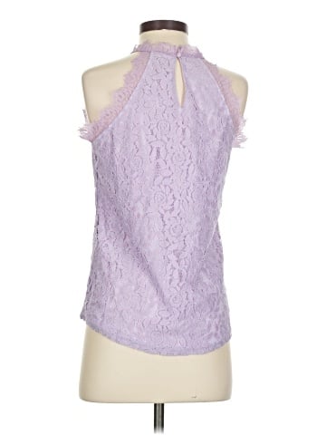 Berryou Sleeveless Blouse (view 2)