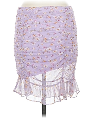 Story On Casual Skirt (view 2)