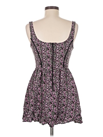 B. Smart Sleeveless Top (view 2)